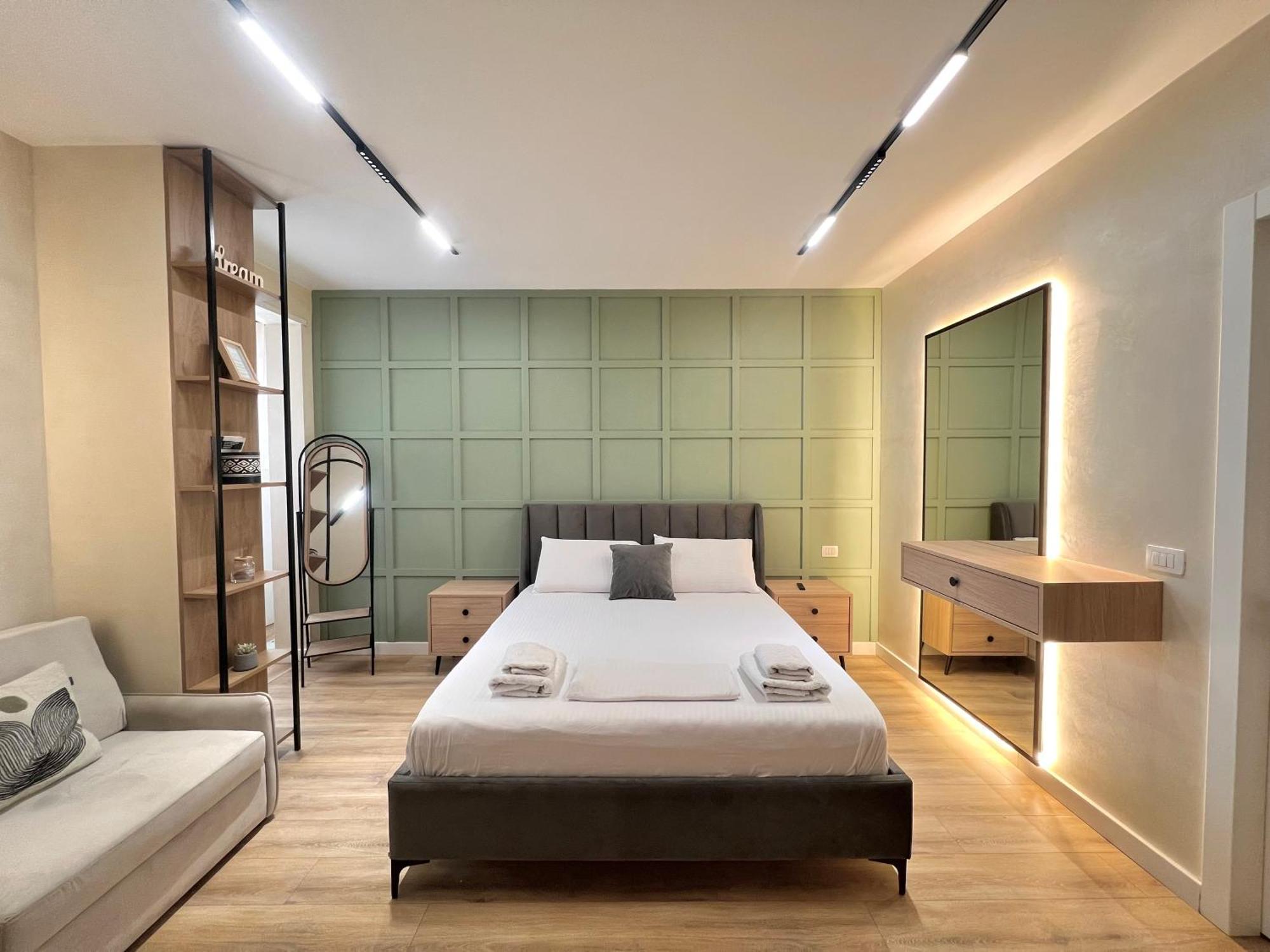 Syncron Apartments In The Center Of 티라나 외부 사진
