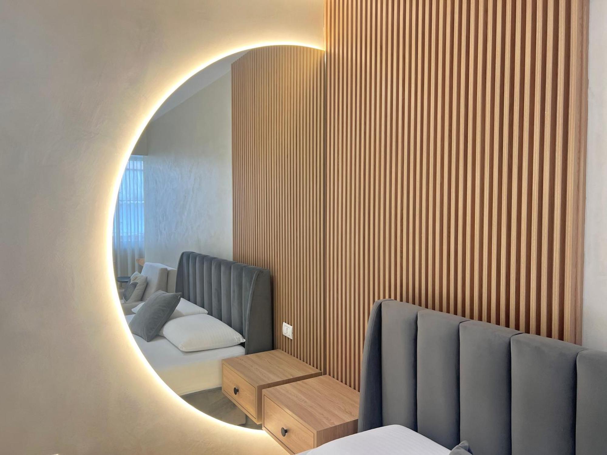 Syncron Apartments In The Center Of 티라나 외부 사진