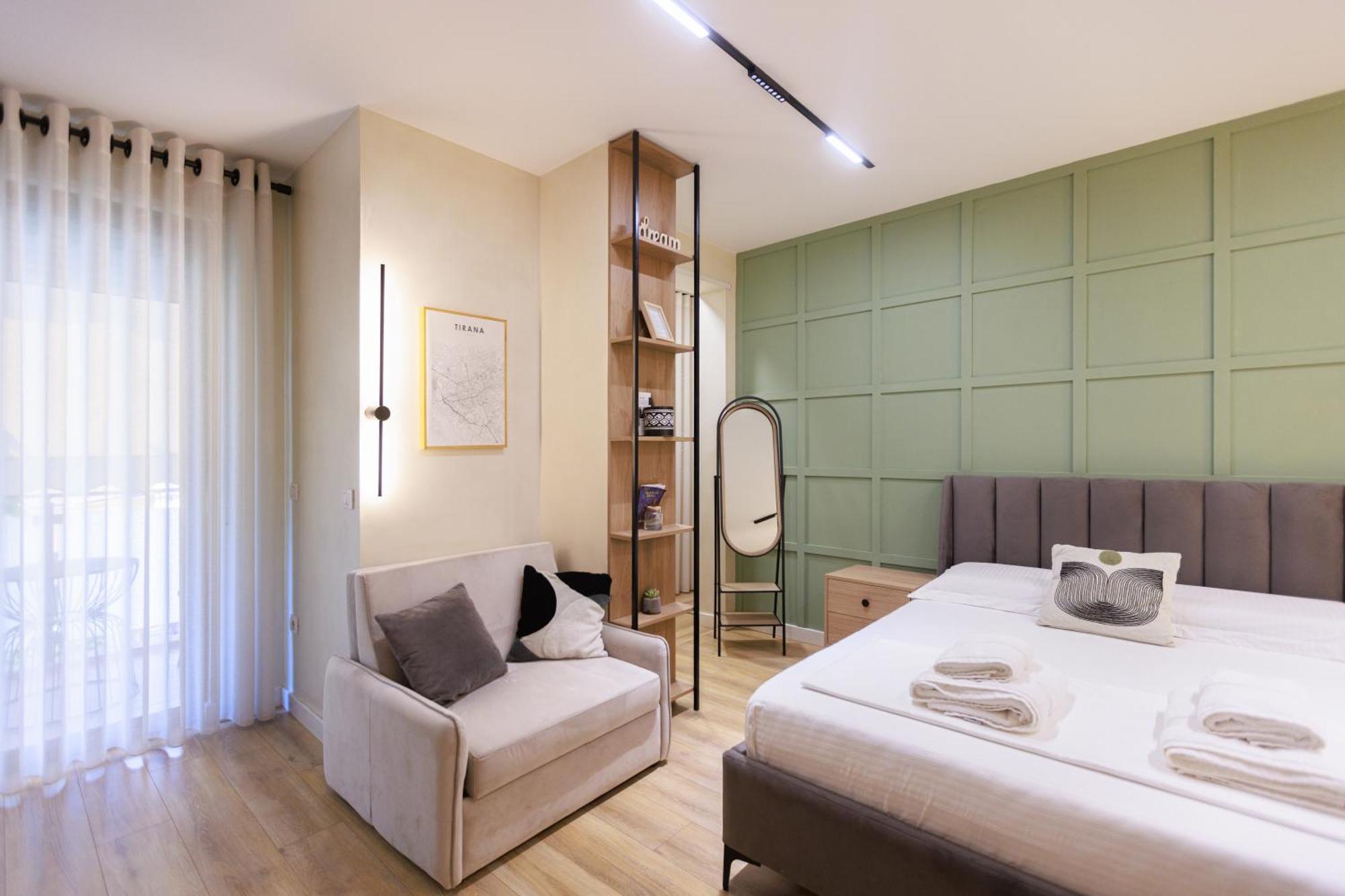 Syncron Apartments In The Center Of 티라나 외부 사진