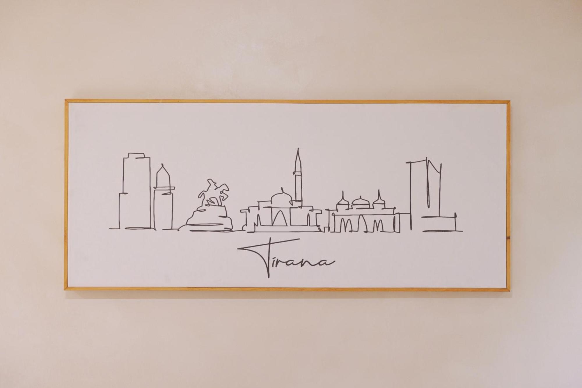 Syncron Apartments In The Center Of 티라나 외부 사진