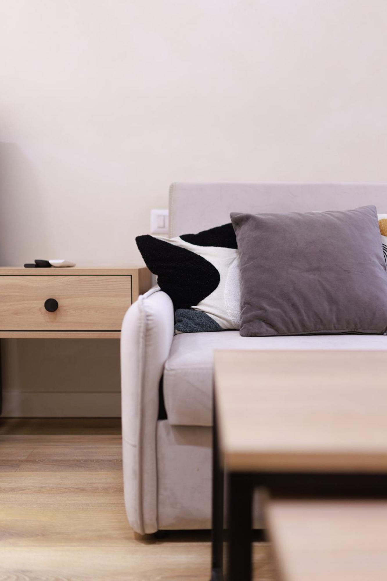 Syncron Apartments In The Center Of 티라나 외부 사진